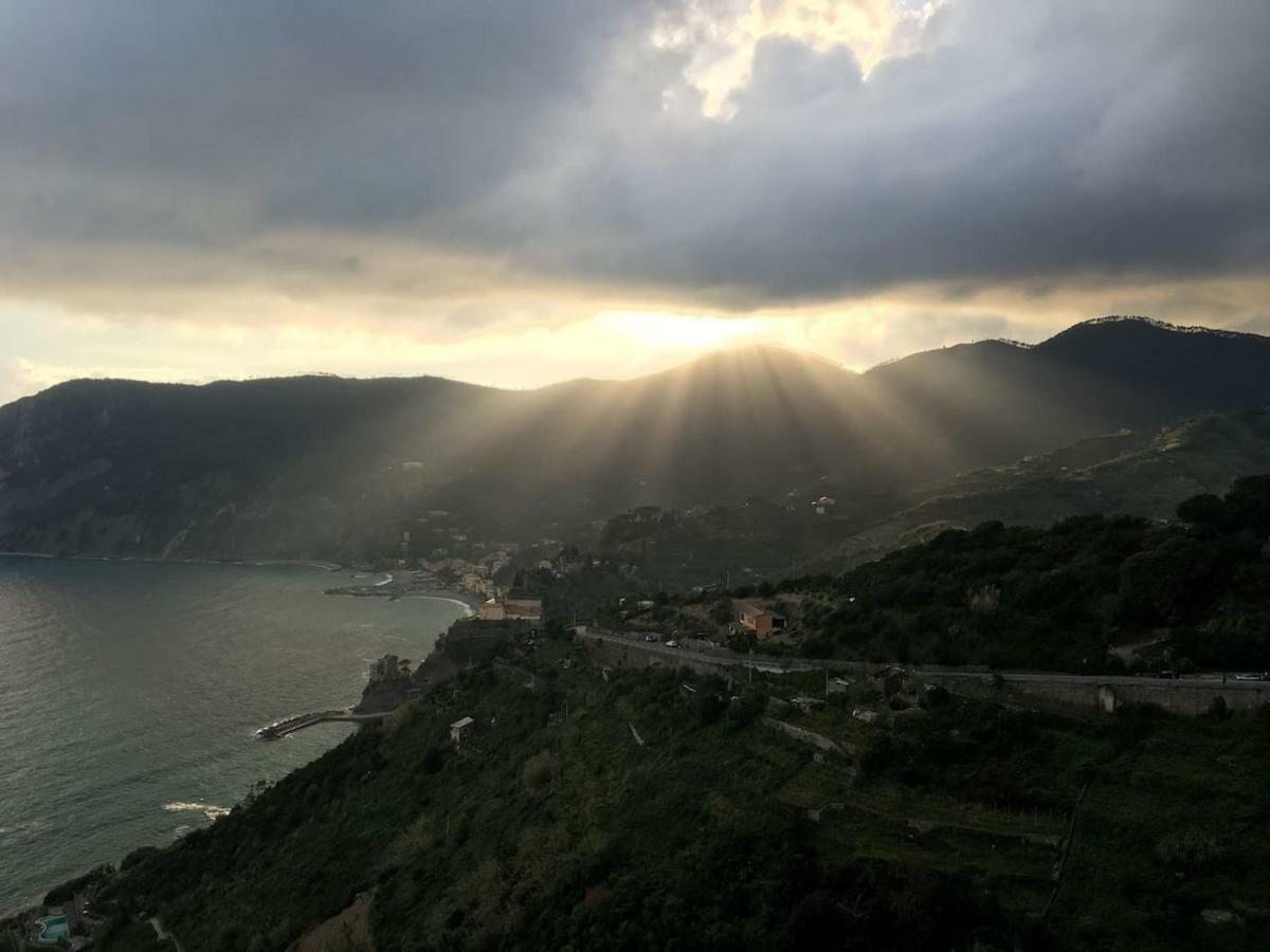 Апартаменты La Terrazza Di Monterosso Монтероссо-аль-Маре Экстерьер фото